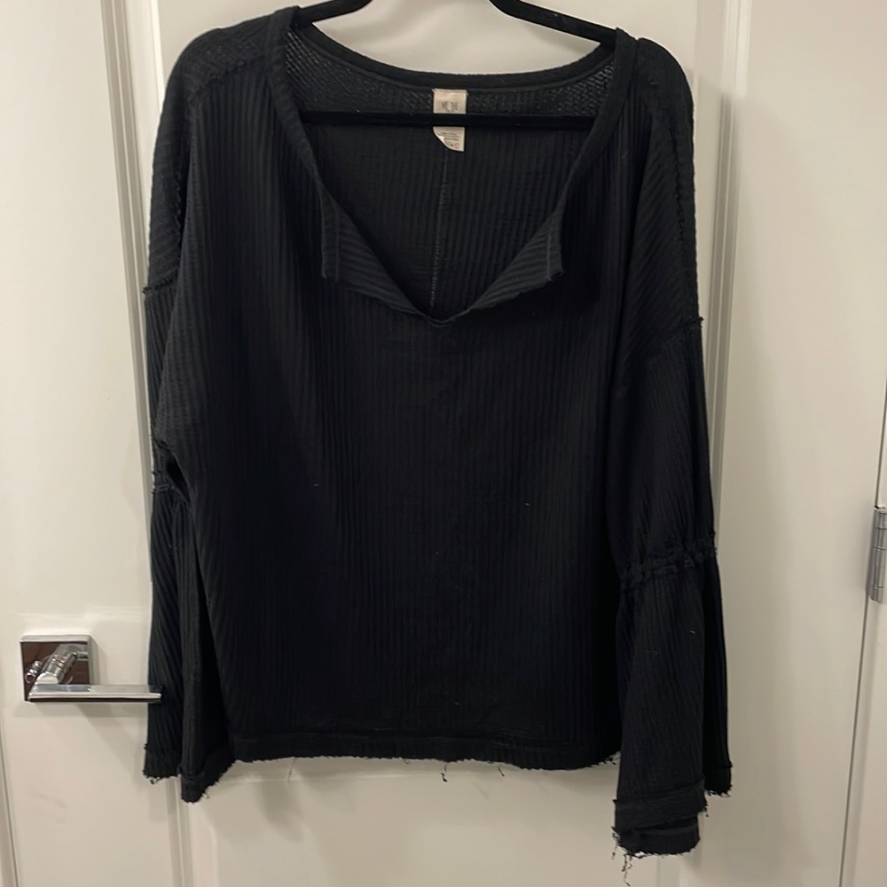 Black flowy waffle top